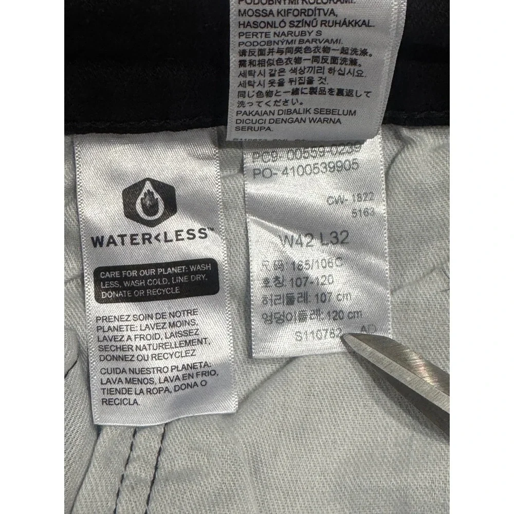Levis 559 Relaxed Straight Jeans Mens 42x32 Black WaterLess Denim Pants